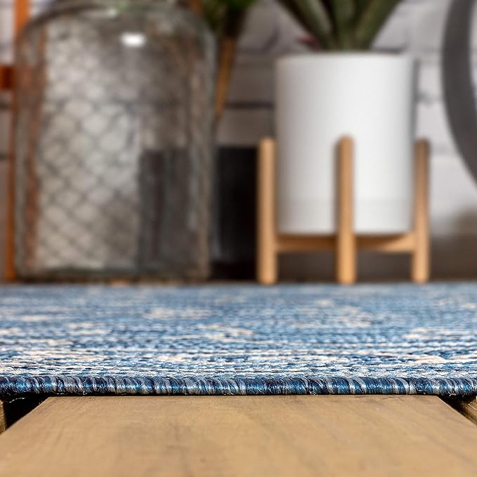 JONATHAN Y SMB106D-4R Charleston Vintage Filigree Textured Weave Navy/Gray 4' Round Indoor/Outdoor Area Rug, Pet Friendly, Non-Shedding, Stain Resistant, Easy-Cleaning for Backyard, Patio, Porch
