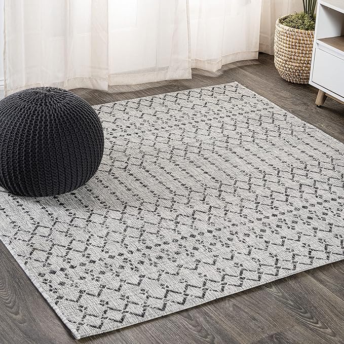 JONATHAN Y SMB108E-6SQ Ourika Moroccan Geometric Textured Weave Indoor/Outdoor Area Rug, Bohemian, Scandinavian for Bedroom, Kitchen, Living Room, Easy-Cleaning, Light Gray/Black, 6' Square