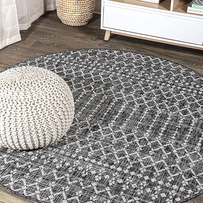 JONATHAN Y SMB108F-6R Ourika Moroccan Geometric Textured Weave Black/Gray 6' Round Indoor/Outdoor Area Rug, Pet Friendly, Non-Shedding, Stain Resistant, Easy-Cleaning for Backyard, Patio, Porch