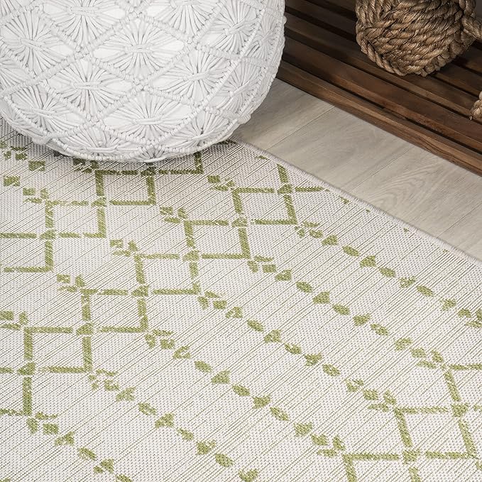 JONATHAN Y SMB108M-5R Ourika Moroccan Geometric Textured Weave Indoor Outdoor Area Rug, Coastal,Traditional,Transitional Easy Clean,Bedroom,Kitchen,Backyard,Patio, Non-Shed, Cream/Green, 5' Round