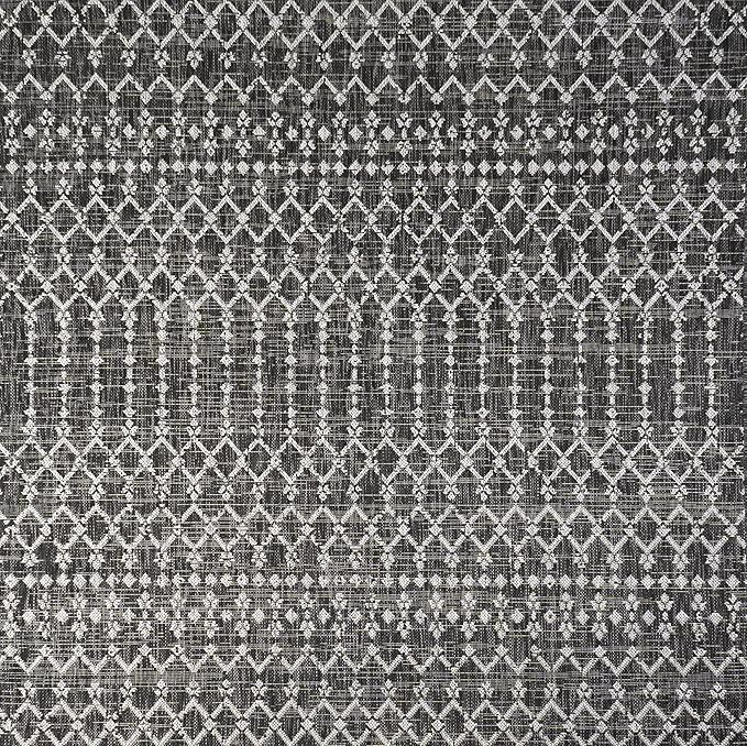 JONATHAN Y SMB108F-3SQ Ourika Moroccan Geometric Textured Weave Black/Gray 3' Square Indoor/Outdoor Area Rug, Pet Friendly, Non-Shedding, Stain Resistant, Easy-Cleaning for Backyard, Patio, Porch