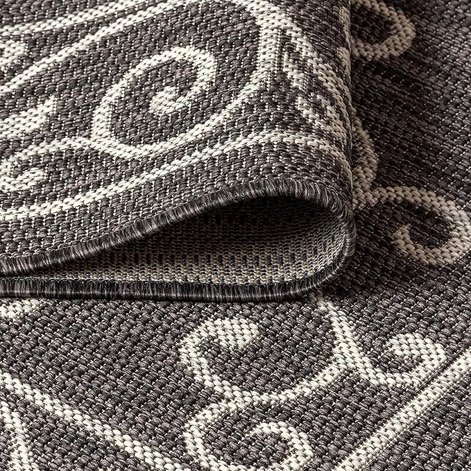 JONATHAN Y SMB106G-5SQ Charleston Vintage Filigree Textured Weave Black/Gray 5' Square Indoor/Outdoor Area Rug, Pet Friendly, Non-Shedding, Stain Resistant, Easy-Cleaning for Backyard, Patio, Porch